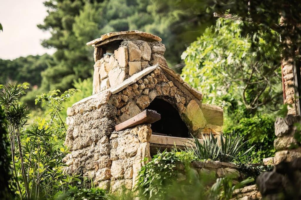 Holiday Home Raos - A Special Stonehouse, Brela Exterior foto